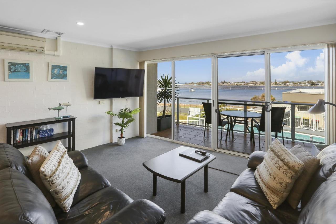 Crown Apartments Merimbula Exterior photo